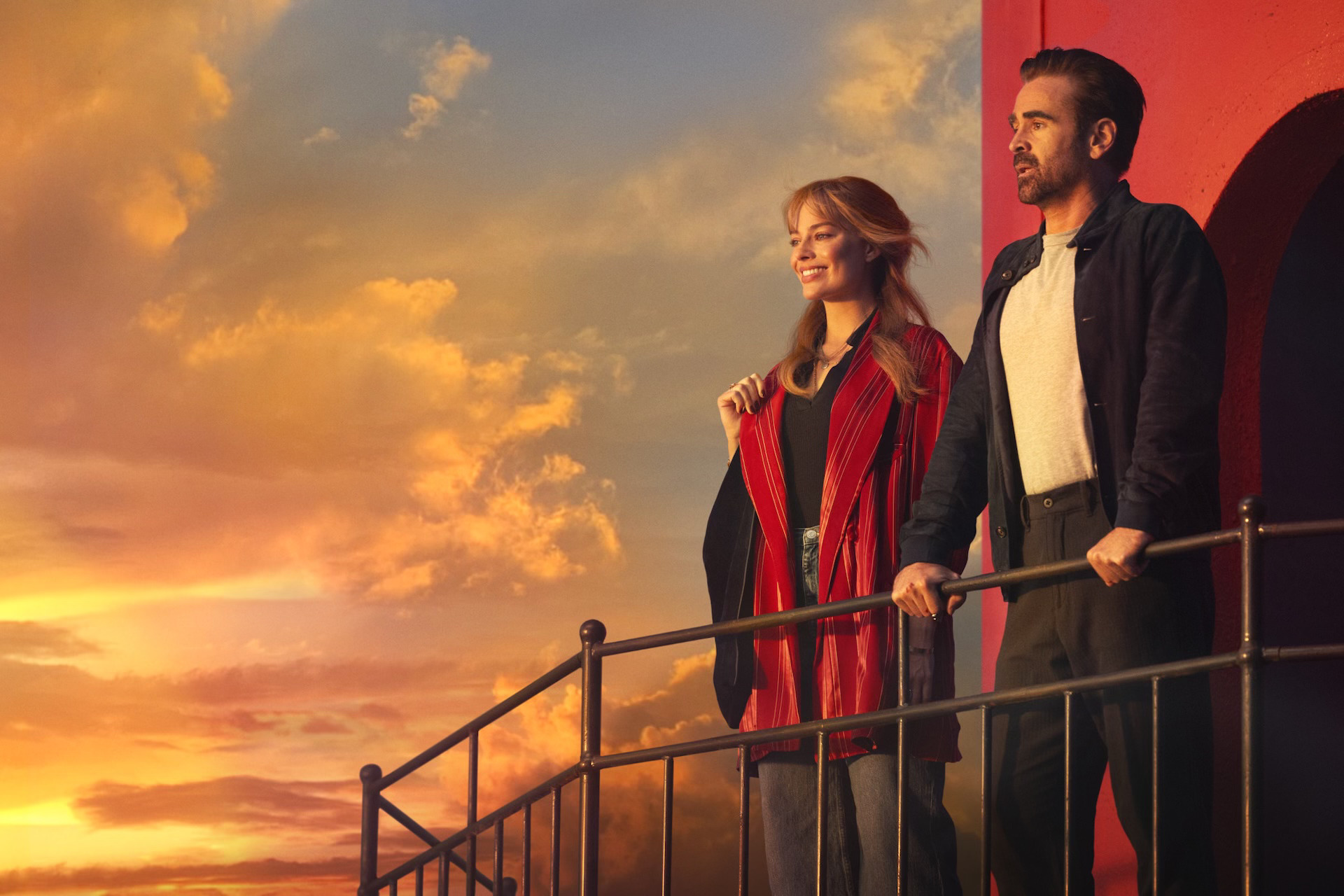Margot Robbie as Sarah and Colin Farrell as David in A Big Bold Beautiful Journey