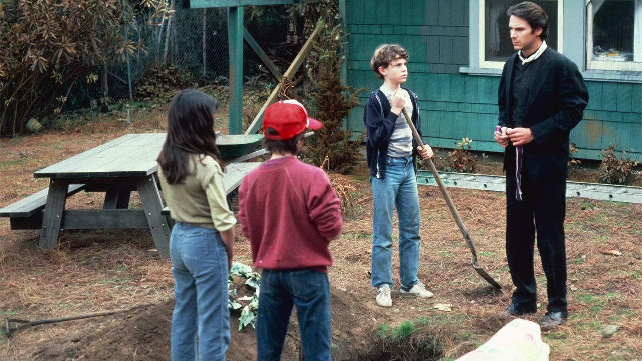 A backyard burial in Testament 